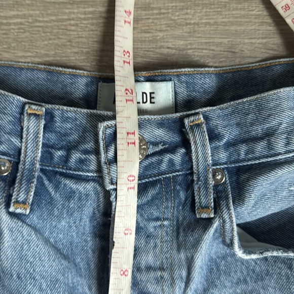 AGOLDE 90's Mid Rise Loose Fit Cotton Ripped Leg Jeans size 23 - Picture 8 of 12